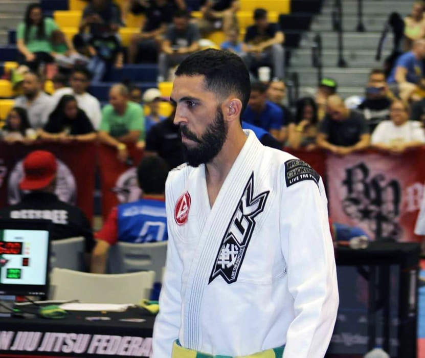 gracie barra tucson prof chris rivera competing jiu jitsu.jpeg 2